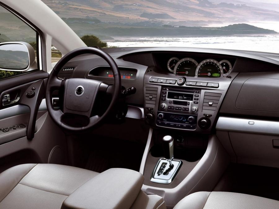  SsangYong Rodius 2007 года  (фото 10 из 10)
